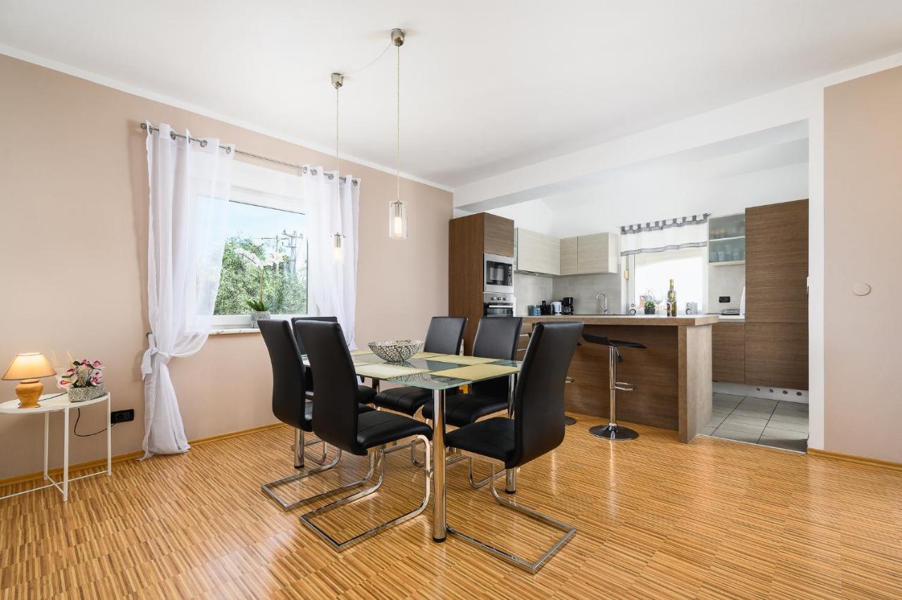 Villa Elisa Kaštelir Dış mekan fotoğraf