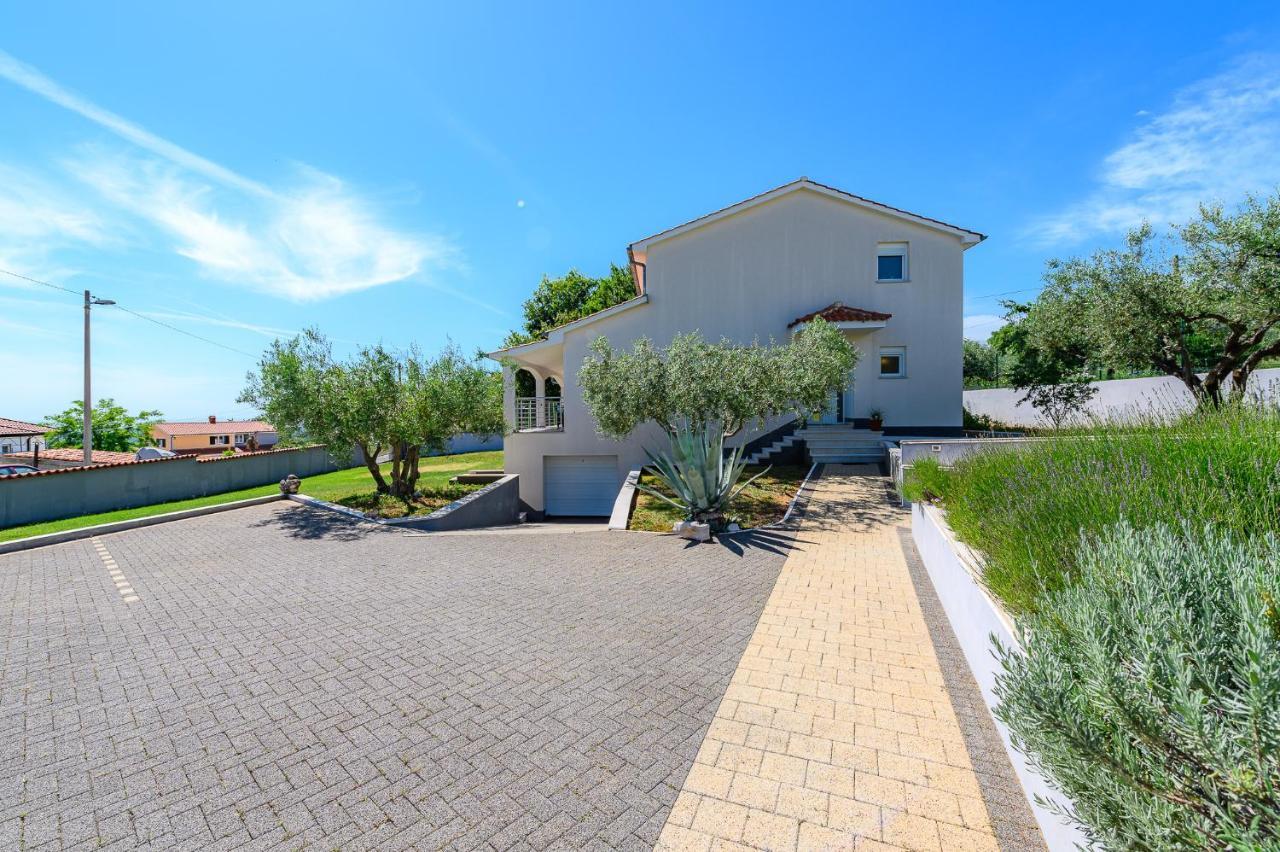Villa Elisa Kaštelir Dış mekan fotoğraf